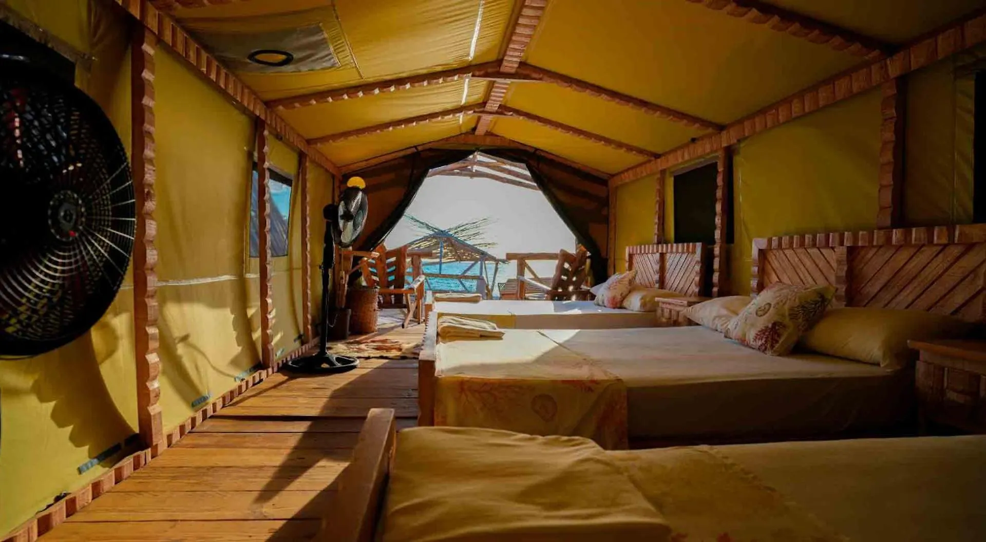 Glamping EcoLodge Cueva De Las Aguilas Pedernales Parque de vacaciones