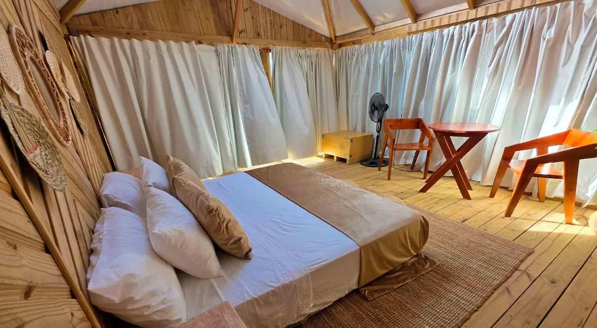 Glamping EcoLodge Cueva De Las Aguilas Pedernales Parque de vacaciones